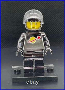 CUSTOM CHROME Classic LEGO SPACEMAN/ASTRONAUT MiniFigure Collection of 8 withCases