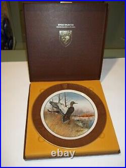 Complete SET of 8 DUCKS UNLIMITED DU Numbered Commemorative Plates w CASES Boxes
