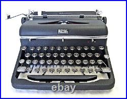 Gorgeous 1941 Royal Aristocrat Typewriter Fully Working With Case