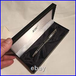 MONTBLANC STARWALKER Platinum & Rubber PEN 8856 in BOX