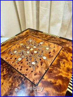 Moroccan jewellery Box large lockable thuya wooden burl With Key