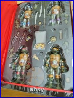 NECA TMNT Collector's Case 8-Pack Action Figures Set 2017 SDCC Exclusive
