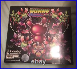 New Sealed Case Kidrobot FATALE Series DUNNY 3 2010 -case Of Blind Boxes