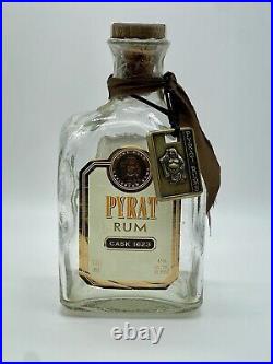 Pyrat Rum Cask 1623 Walnut Box Display Case Empty Decanter Hoti Token