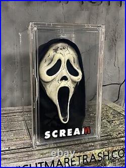 Scream 6 Ghostface Mask Acrylic Display Case W Stand Horror Movie Collectible